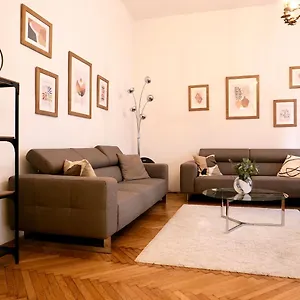 Contemporary Vaci Utca Appartement Budapest